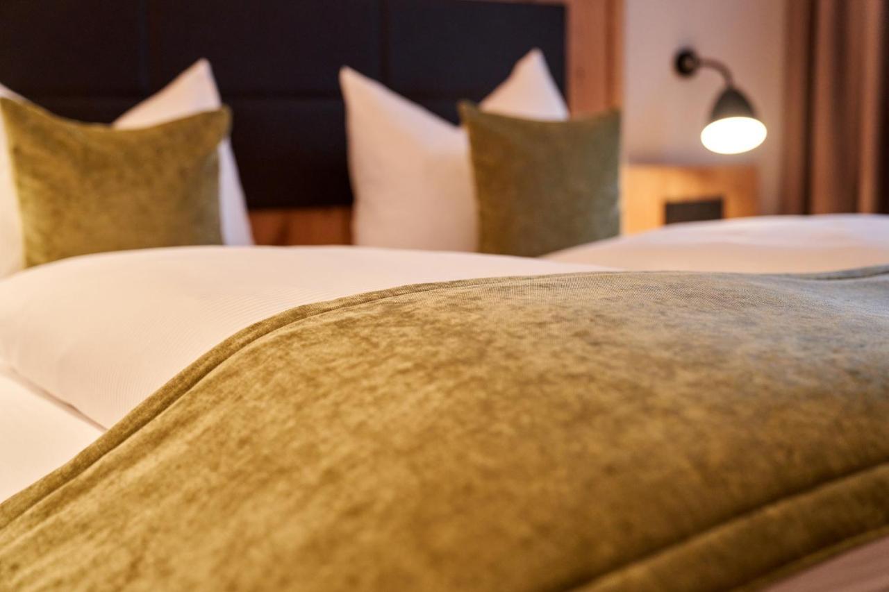 Sporthotel Grafenwald Daun Room photo